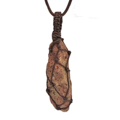 Anhänger aus Vulkangestein LEN13