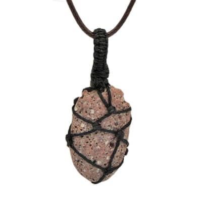 Anhänger aus Vulkangestein LEN04