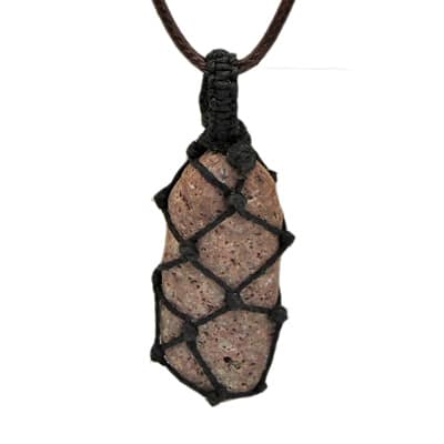 Anhänger aus Vulkangestein LEN16